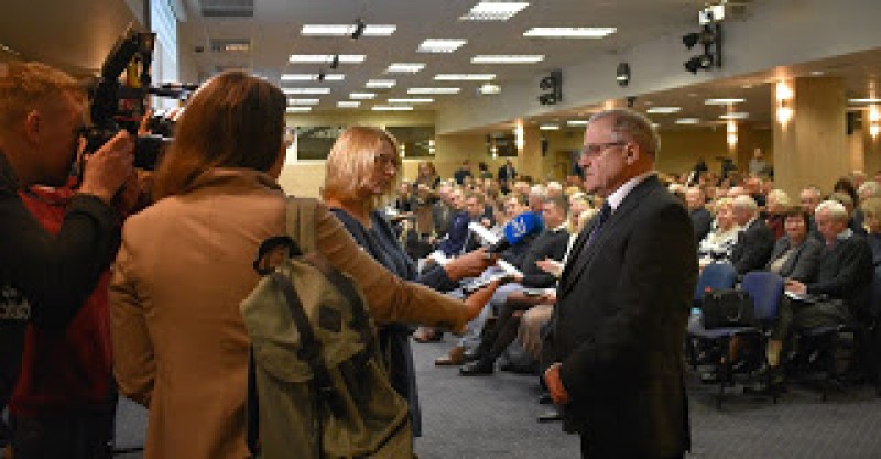 Vytautas Radžvilas. Nacionalinis susivienijimas.  Pareiškimas dėl šalies teismų ir teisėsaugos institucijų pertvarkos