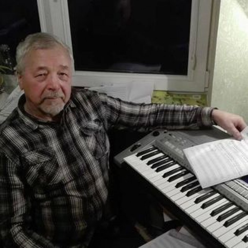 Rimantas Švaplys. LAIMĖTI RINKIMUS AR LIETUVĄ?